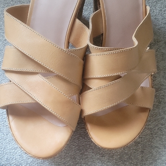 Stuart Weitzman Tan Women's Sandals Size 8 - Picture 7 of 8